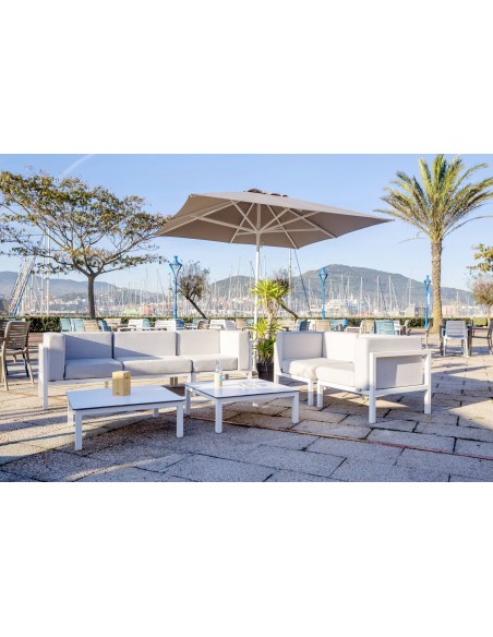 alt= mesa de centro Marina