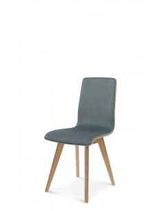 alt= silla de madera MAZAGÓN