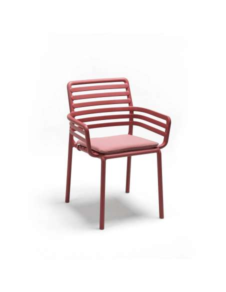 alt= Cojín Doga Armchair
