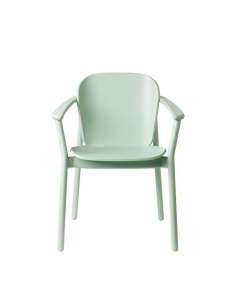 alt= Sillón de madera Finn 2