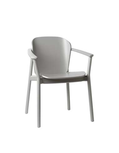 alt= Sillón de madera Finn