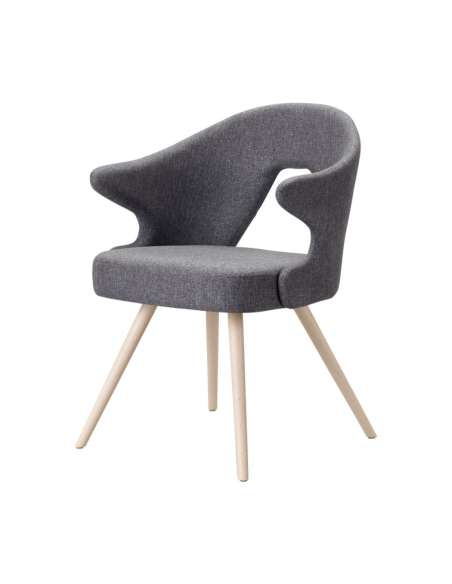 alt= Sillón de madera You