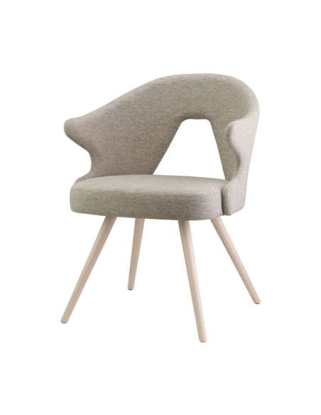 alt= Sillón de madera You