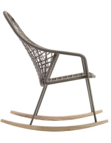 alt= Silla Sanela Rocking Lounge