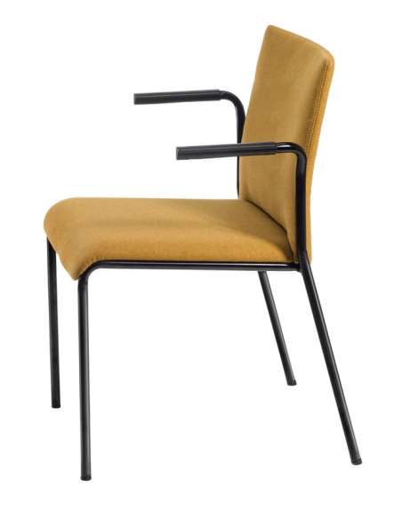 alt= Sillón Teckel tapizado