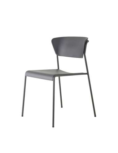 alt= Silla Lisa Reciclada