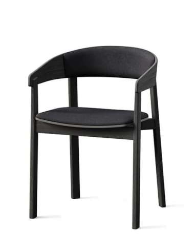 alt= Sillón Nord roble con asiento y respaldo tapizado