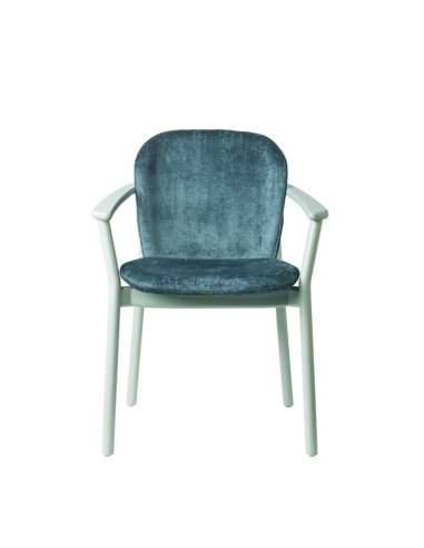 alt= Sillón de madera Finn