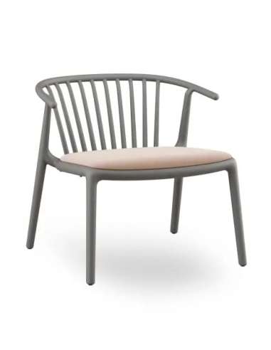 alt= sillón Woody lounge tapizado