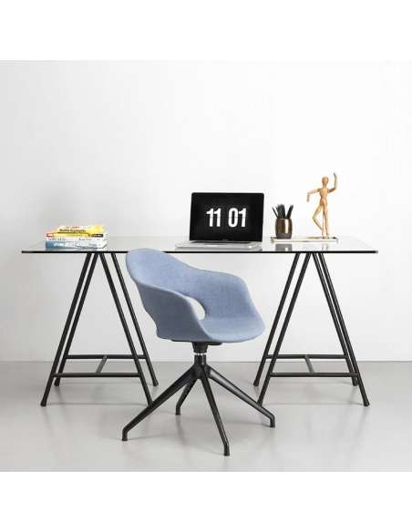 alt= Sillón Lady B Pop tapizado