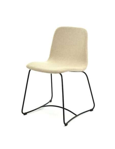 alt= Silla Hips tapizada