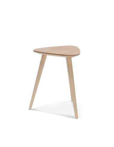 alt= Taburete Finn 49