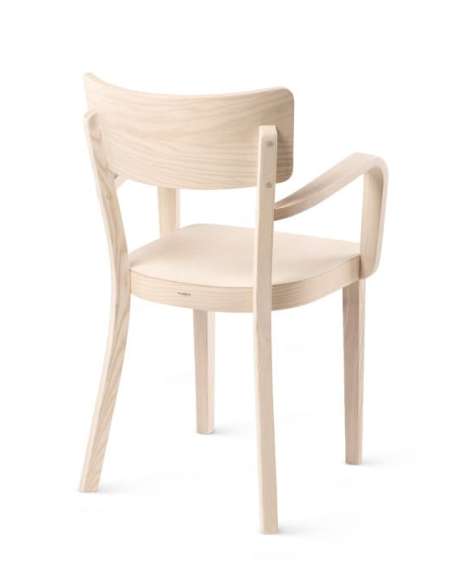 alt= Sillón Solid Haya