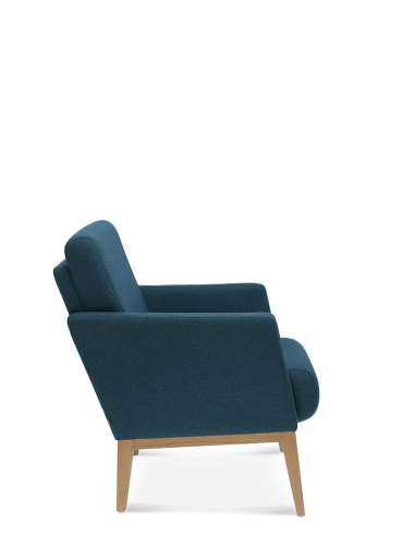 alt= Sillón Montana Roble